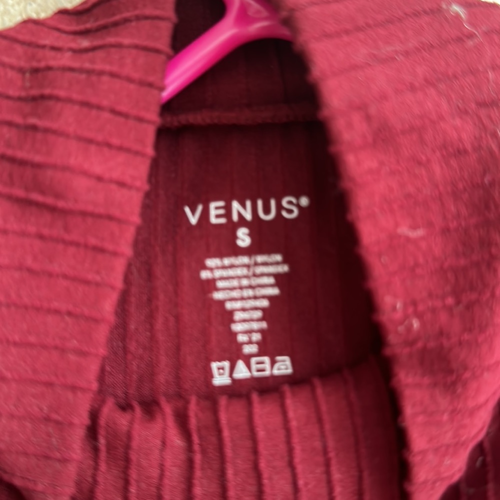 Venus size small - Picture 2 of 2